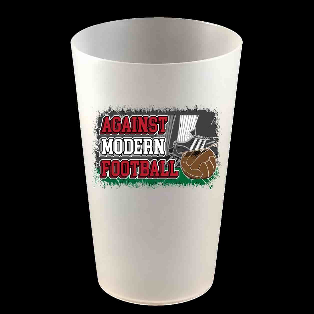 Against modern football Hartbecher